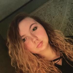 Meet your Posher, Hailey